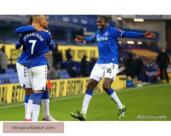 英超米特罗近期状态回暖，表现逐渐恢复竞争力