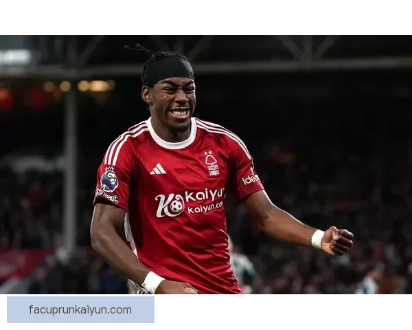 英超劳尔表现稳健，近期状态持续回暖，引发球迷期待