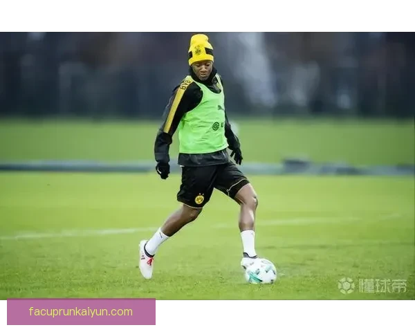 雷吉纳定位球表现稳健，近期状态回暖引发关注